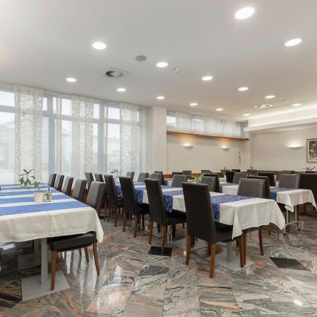Garni Hotel Azul Крань Экстерьер фото