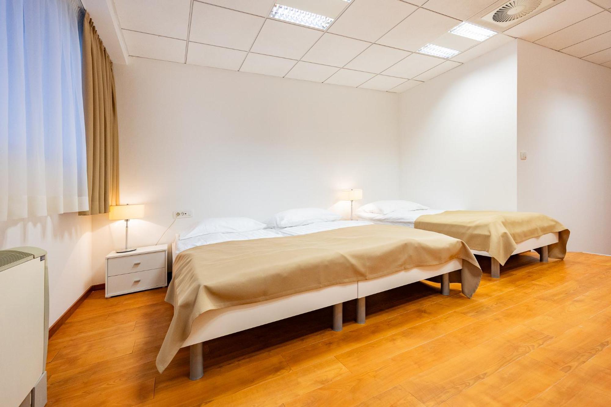 Garni Hotel Azul Крань Экстерьер фото