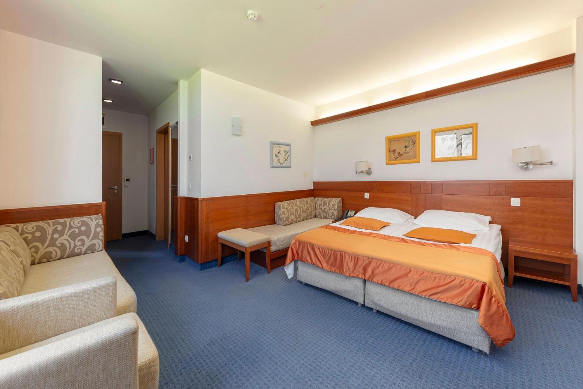 Garni Hotel Azul Крань Экстерьер фото