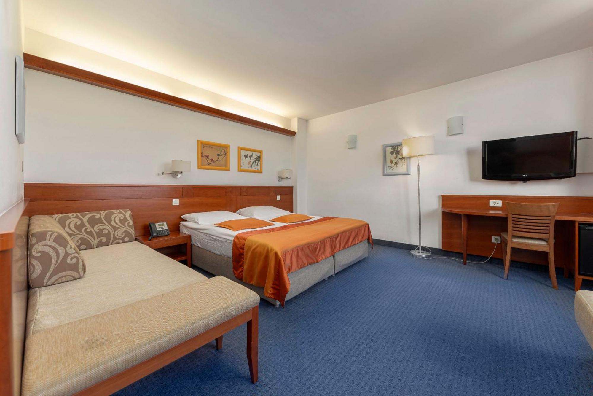 Garni Hotel Azul Крань Экстерьер фото