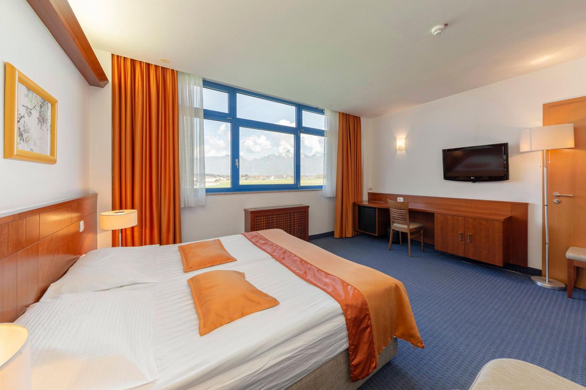 Garni Hotel Azul Крань Экстерьер фото