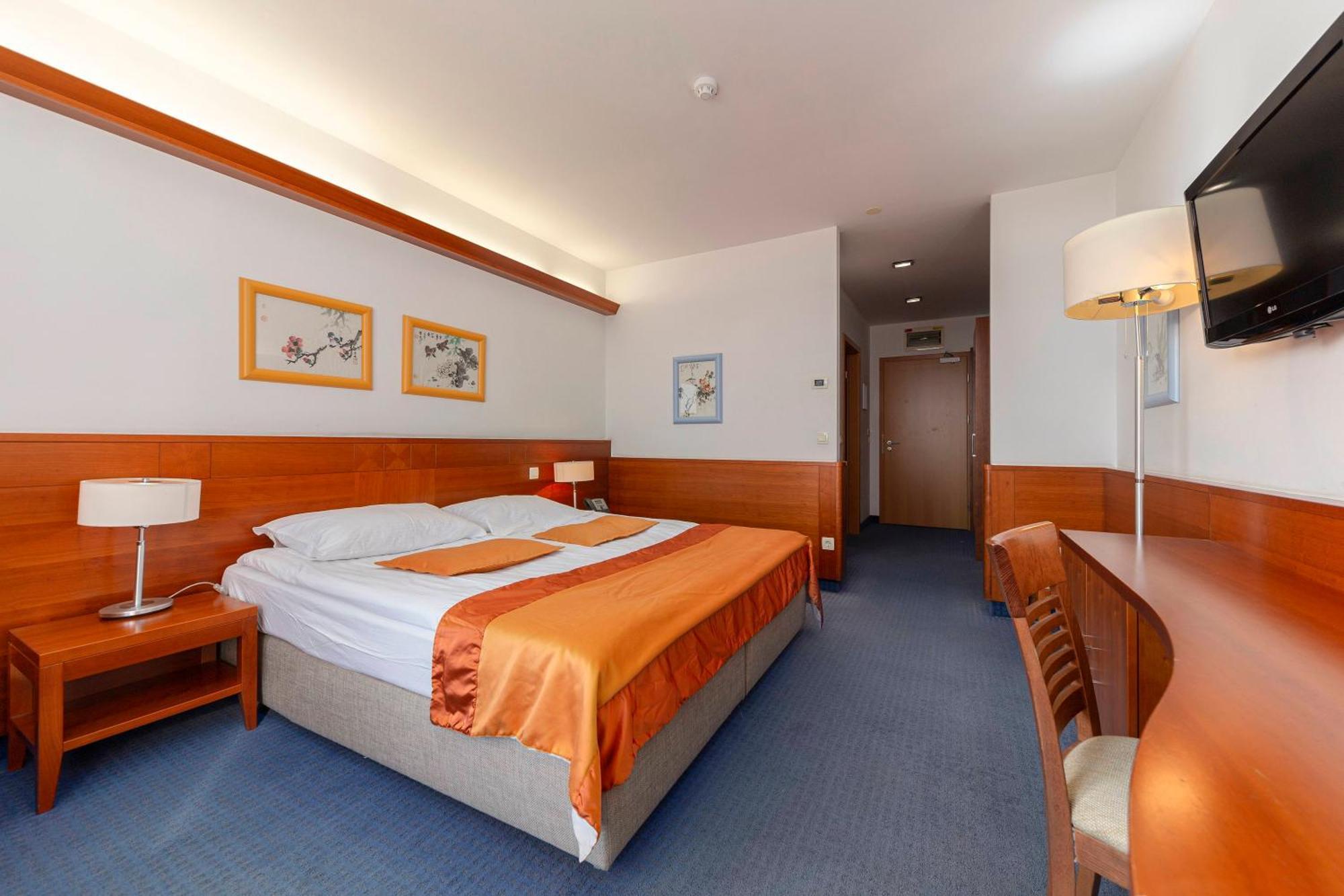 Garni Hotel Azul Крань Экстерьер фото