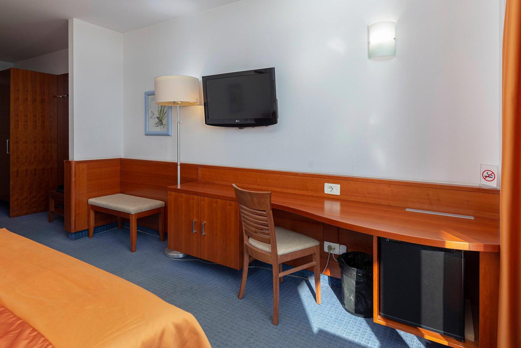 Garni Hotel Azul Крань Экстерьер фото