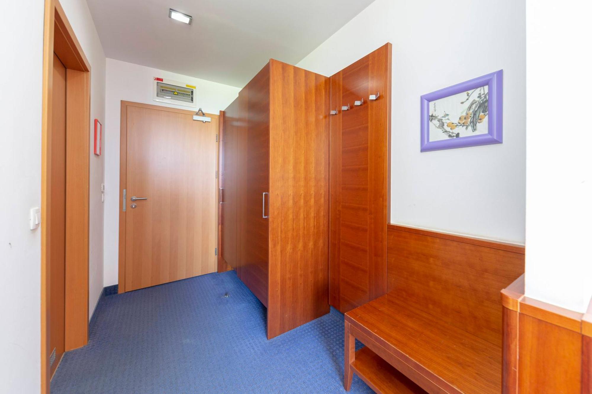 Garni Hotel Azul Крань Экстерьер фото