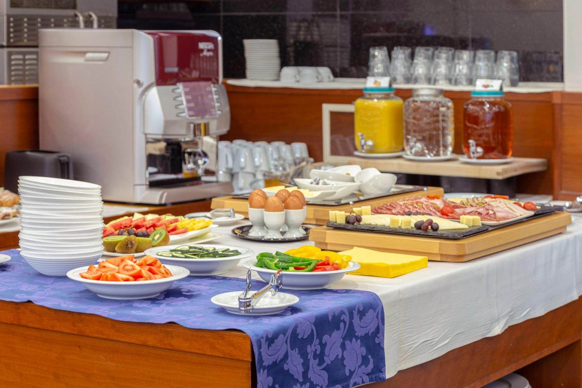 Garni Hotel Azul Крань Экстерьер фото